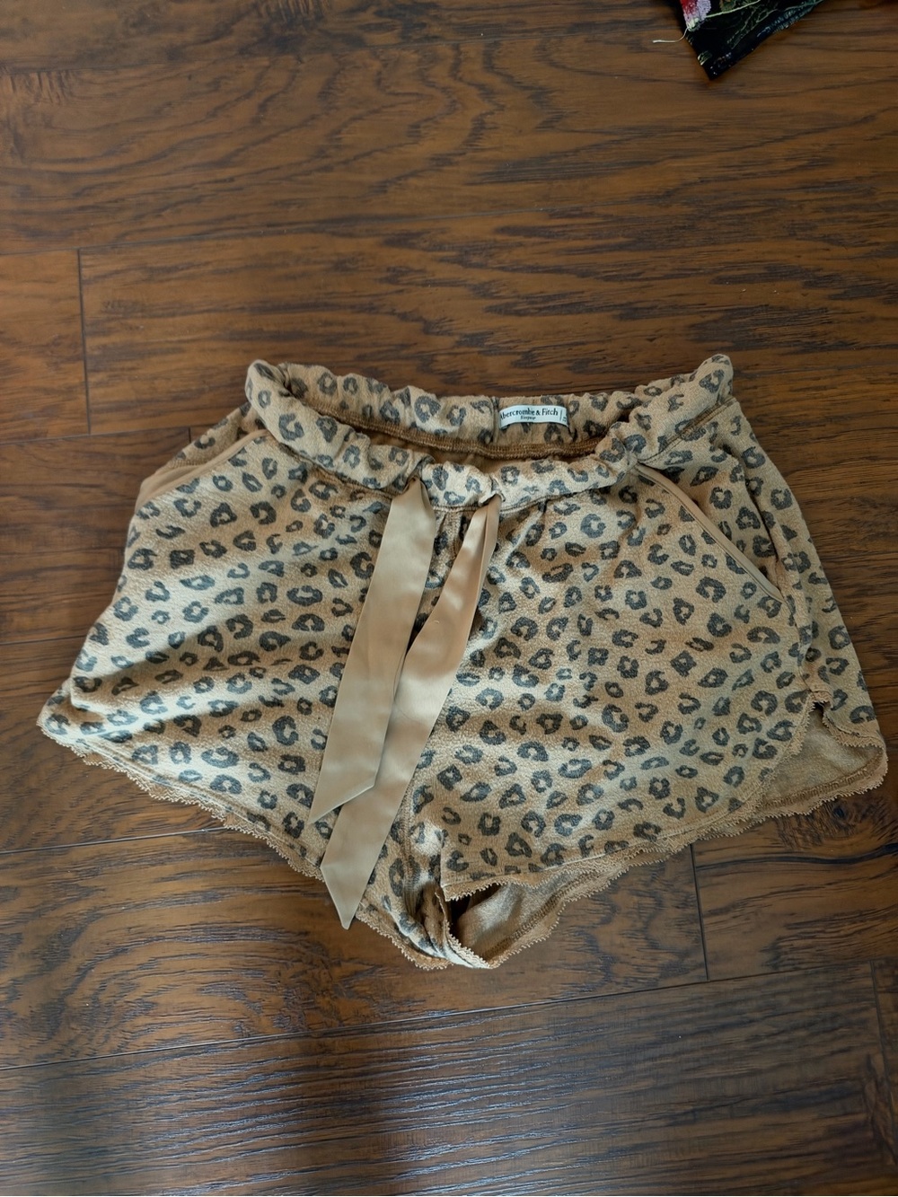 Abercrombie & Fitch Tan Leopard Print Lounge Shorts